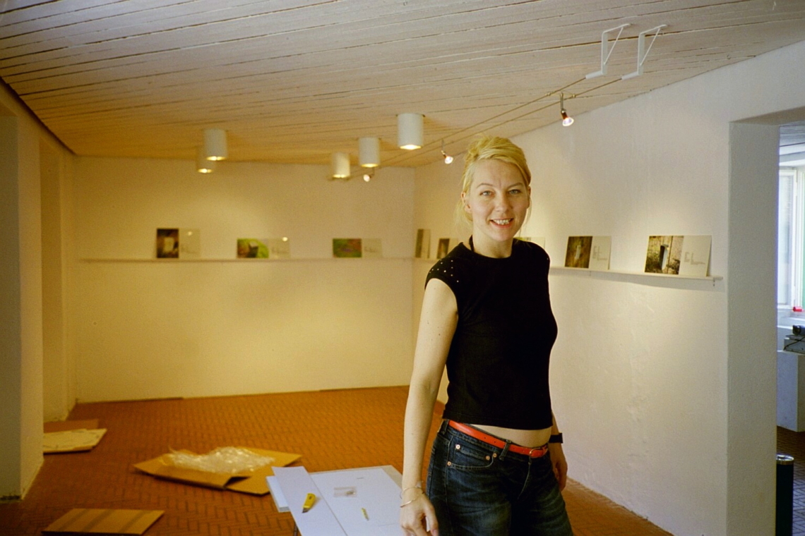 Miriam Steinhauser "Mehr Platz", Ausstellungsaufbau, message salon Rigiplatz, Zürich 