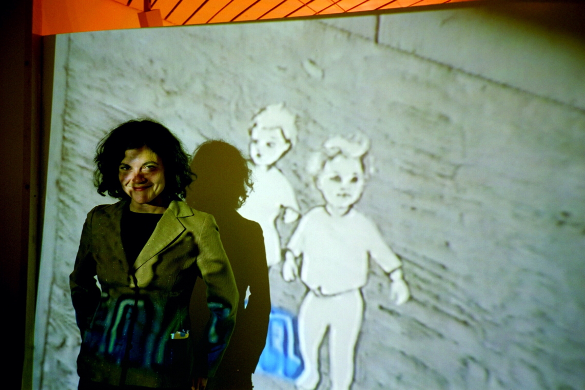 Selina Trepp "Politikin'", video installation, message salon Rigiplatz, Zurich 
