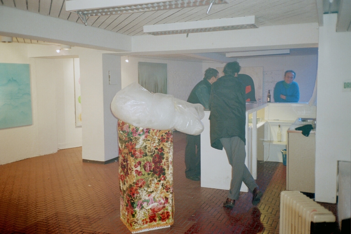 Davix "Drop Aera 2002", message salon Rigiplatz, Zürich