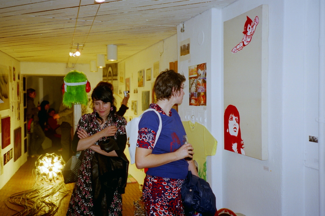 PAC "plus 100 artists group show", message salon Rigiplatz, Zurich