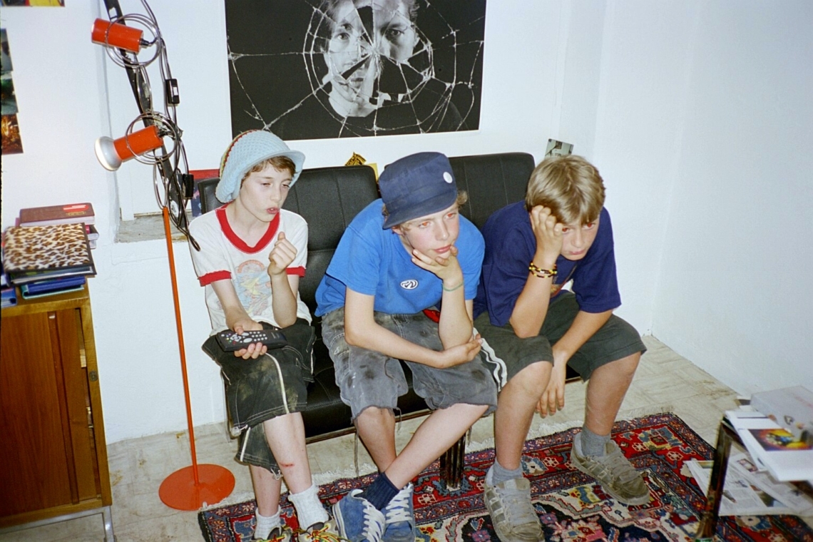 message salon shop und videoclub 2001–2005, message salon Rigiplatz, Zürich