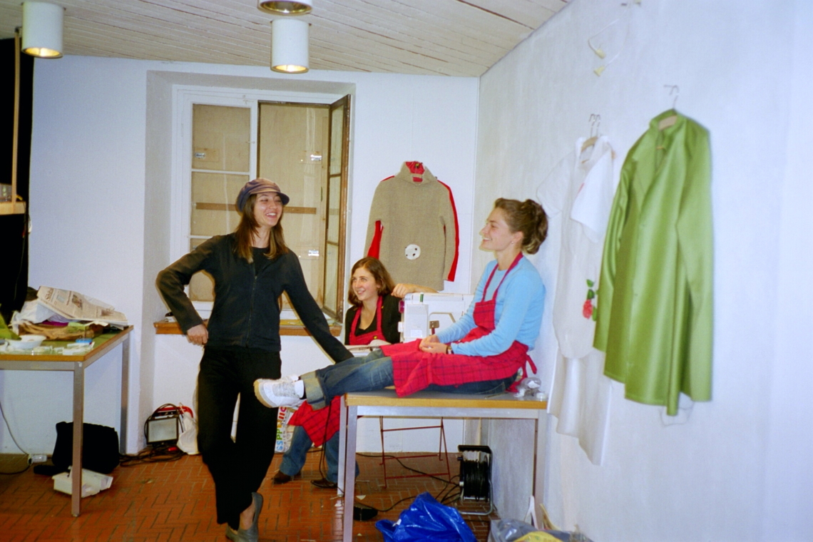 Produktions-Pause, McChanel Fast Fashion, message salon Rigiplatz, Zürich