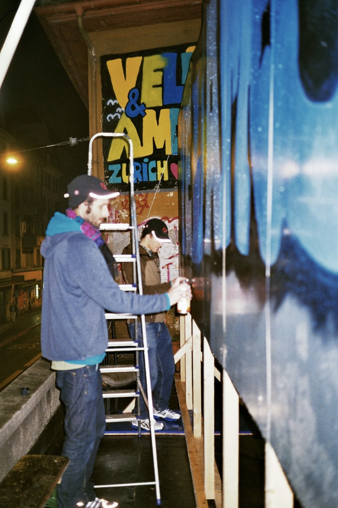 Billboard by Veli & Amos, Installation Dezember 2011, Perla-Mode Terrace, Langstrasse 