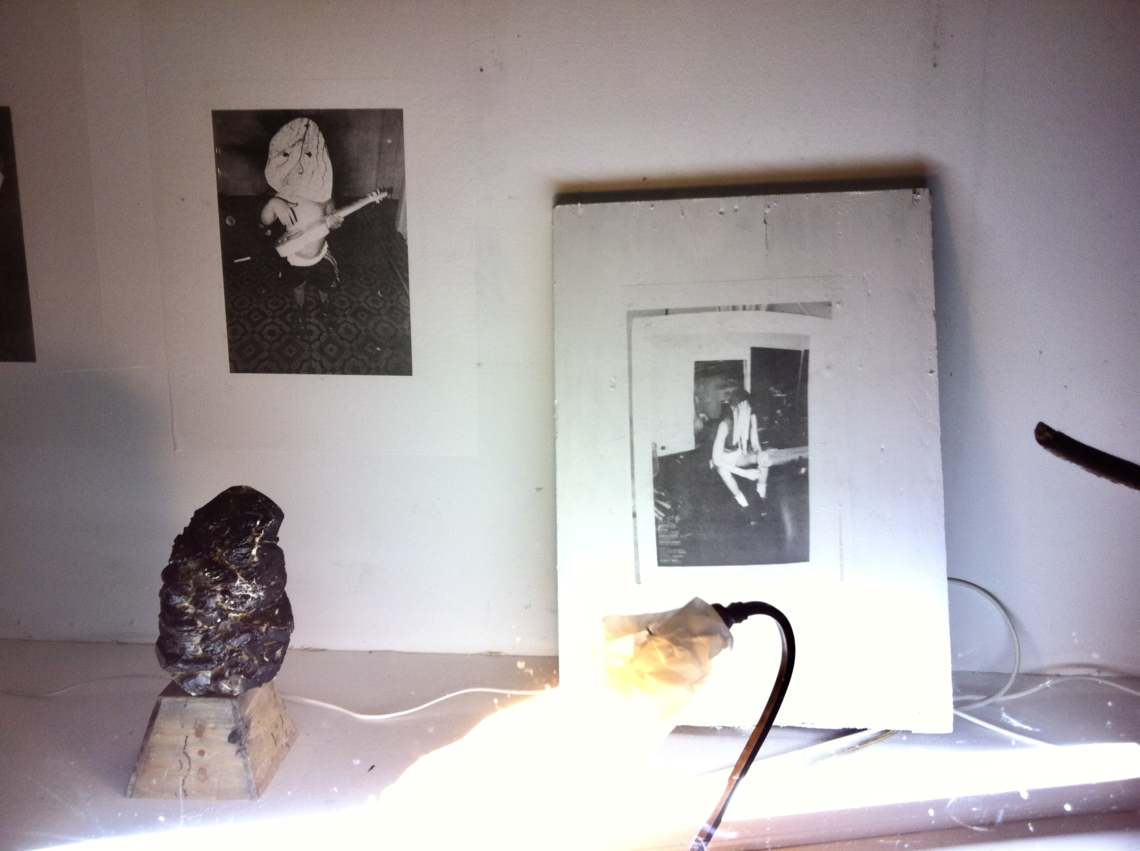 Paola Caputo and Linda Suter, "Pictures by Odradek", window Brauerstrasse, Perla-Mode, Zurich