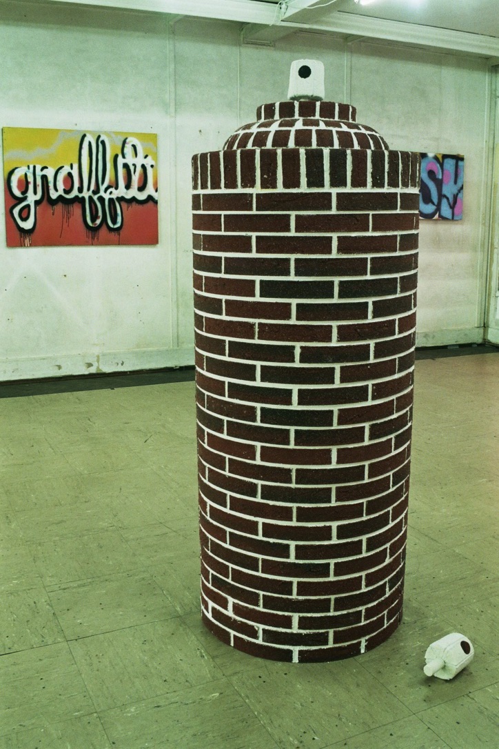 Veli & Amos, Live in Galleries, "Spray Can, Graffiti", Perla-Mode, Langstrasse, Zurich 