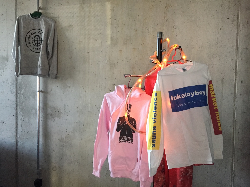 Lukatoyboy Fan-Sweat-Shirts, message salon embassy Hotel, Zürich