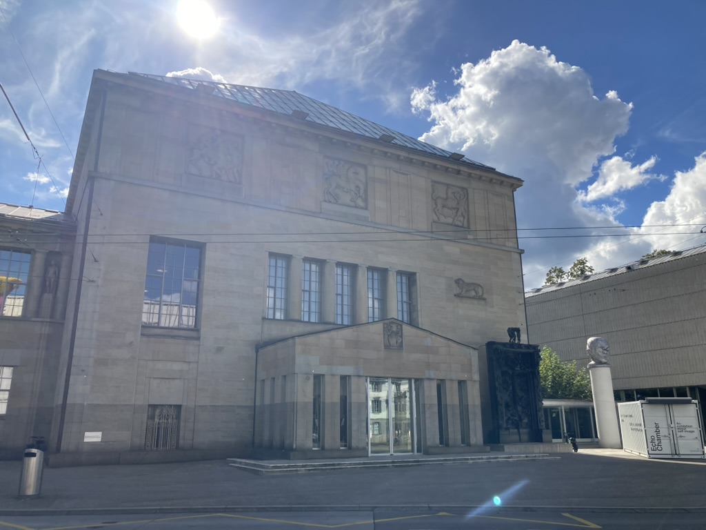 Kunsthaus Zürich, Heimplatz Zürich