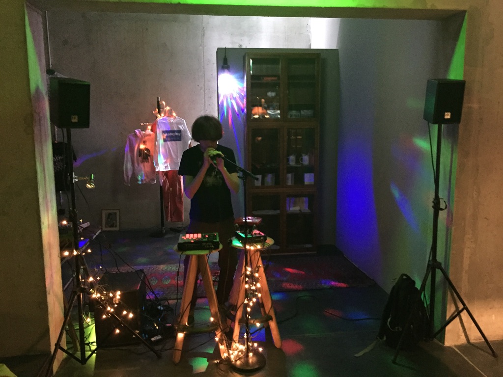 Ryskinder, live, message salon embassy Hotel, Zürich