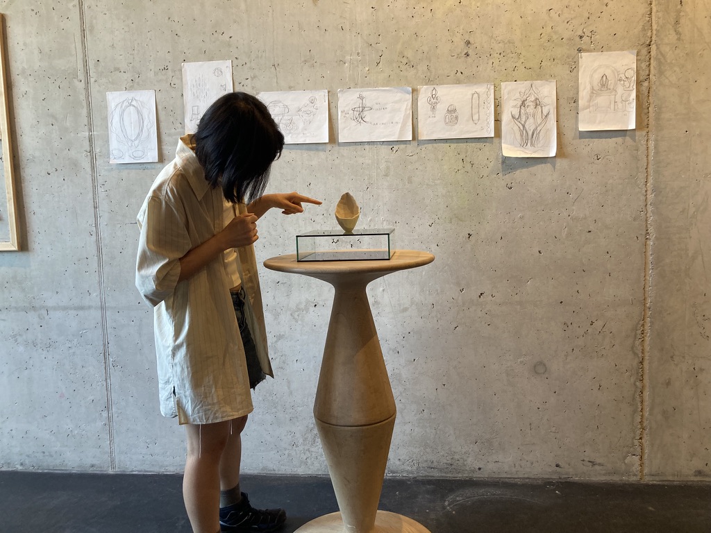 Xinyi Fox Hu, Artist in Hotel Residence 2026, Open Studio, 25hours Hotel Langstrasse, Zürich 