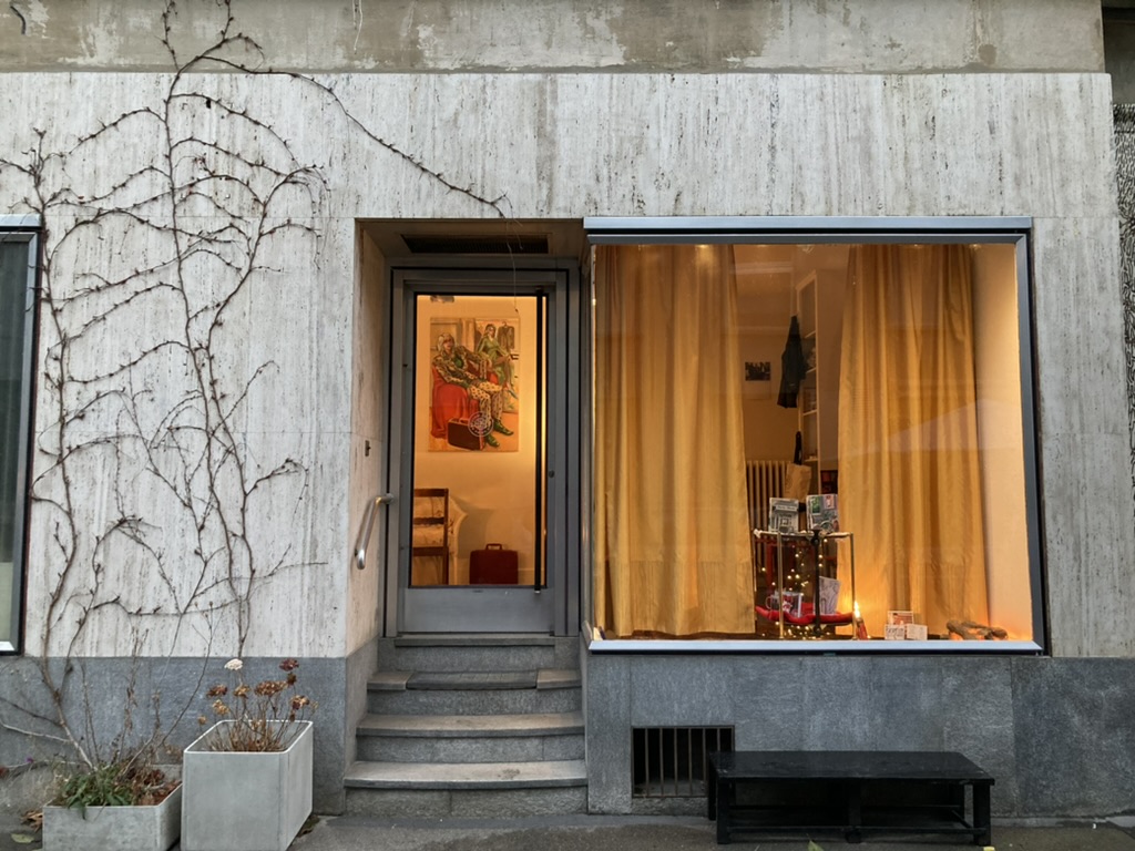 message salon embassy Réception, Köchlistrasse 5, Zürich Dezember 2021 bis März 2024