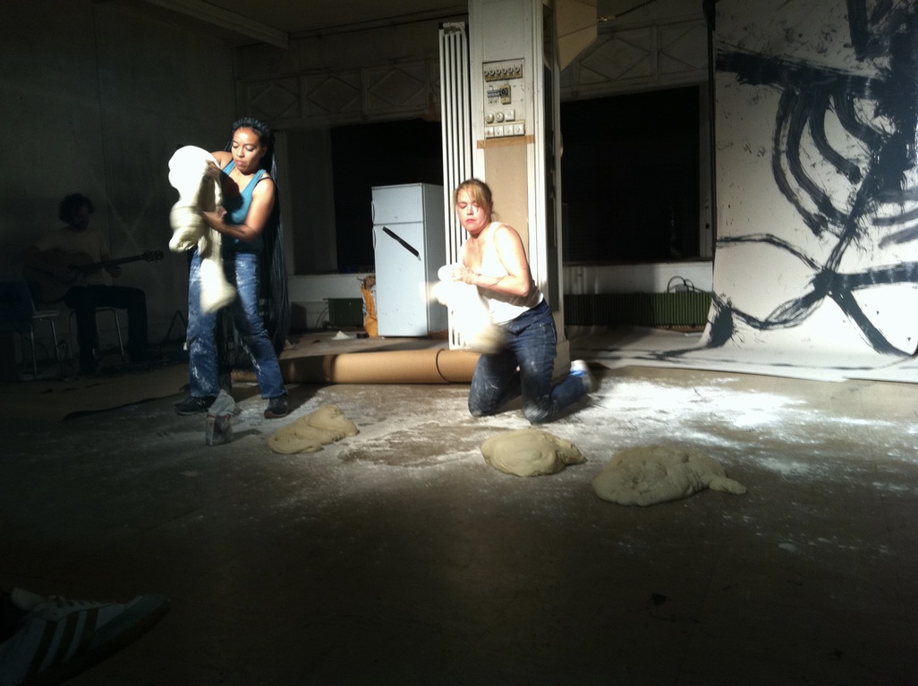 Malika Khatir and Fiamma Camesi, Sündenbock – Bouc émissaire. "Bei allem Respekt", Perla-Mode, Zurich