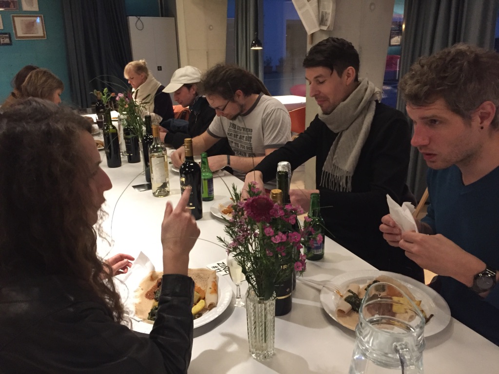Eritrean food, message salon embassy at "Treffpunkt" of the co-operative mehr als wohnen, Zurich 