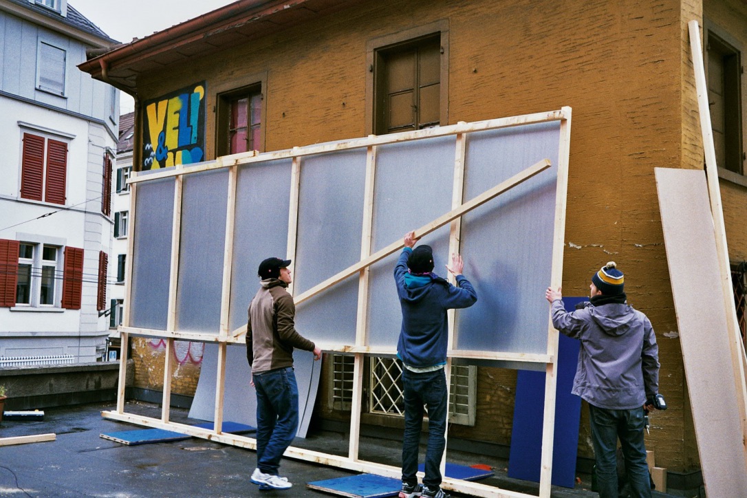 Billboard by Veli & Amos, Installation December 2011, Perla-Mode Terrace, Langstrasse 