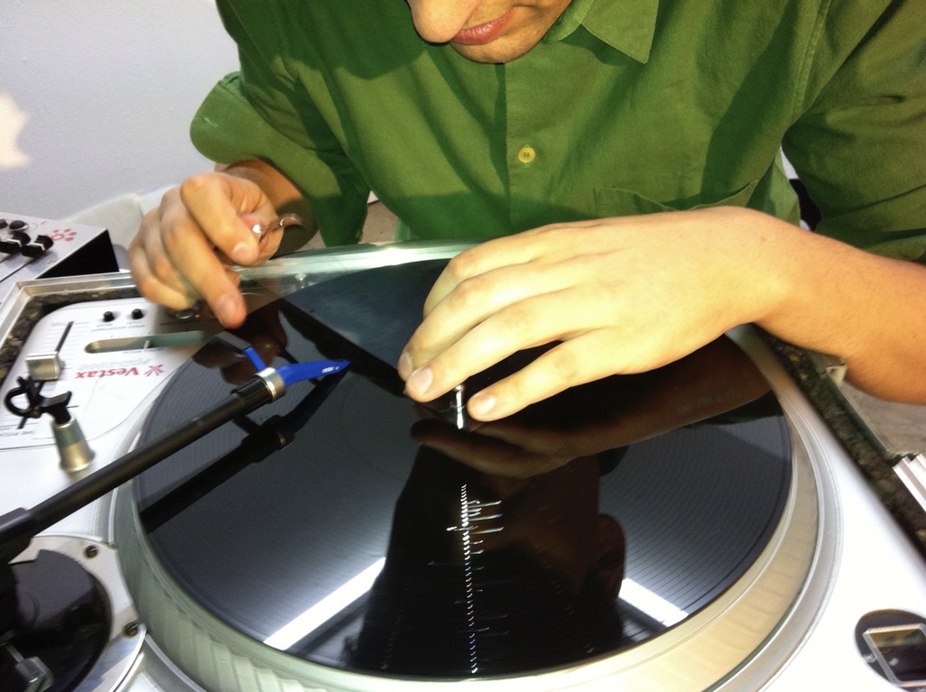 Martin Lorenz prepares the record, "Sequences", Perla-Mode, Zurich