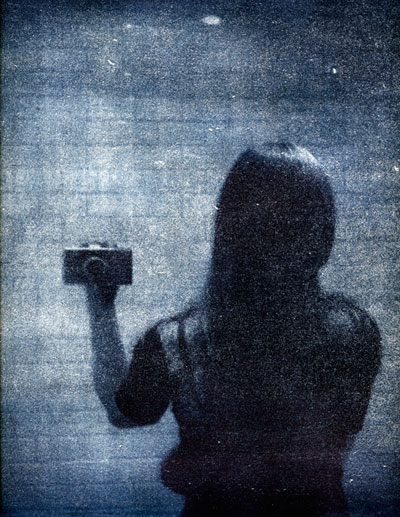 Eva Vuillemin, Selbstportrait 21 Jahre
Cyanotopie, 2011