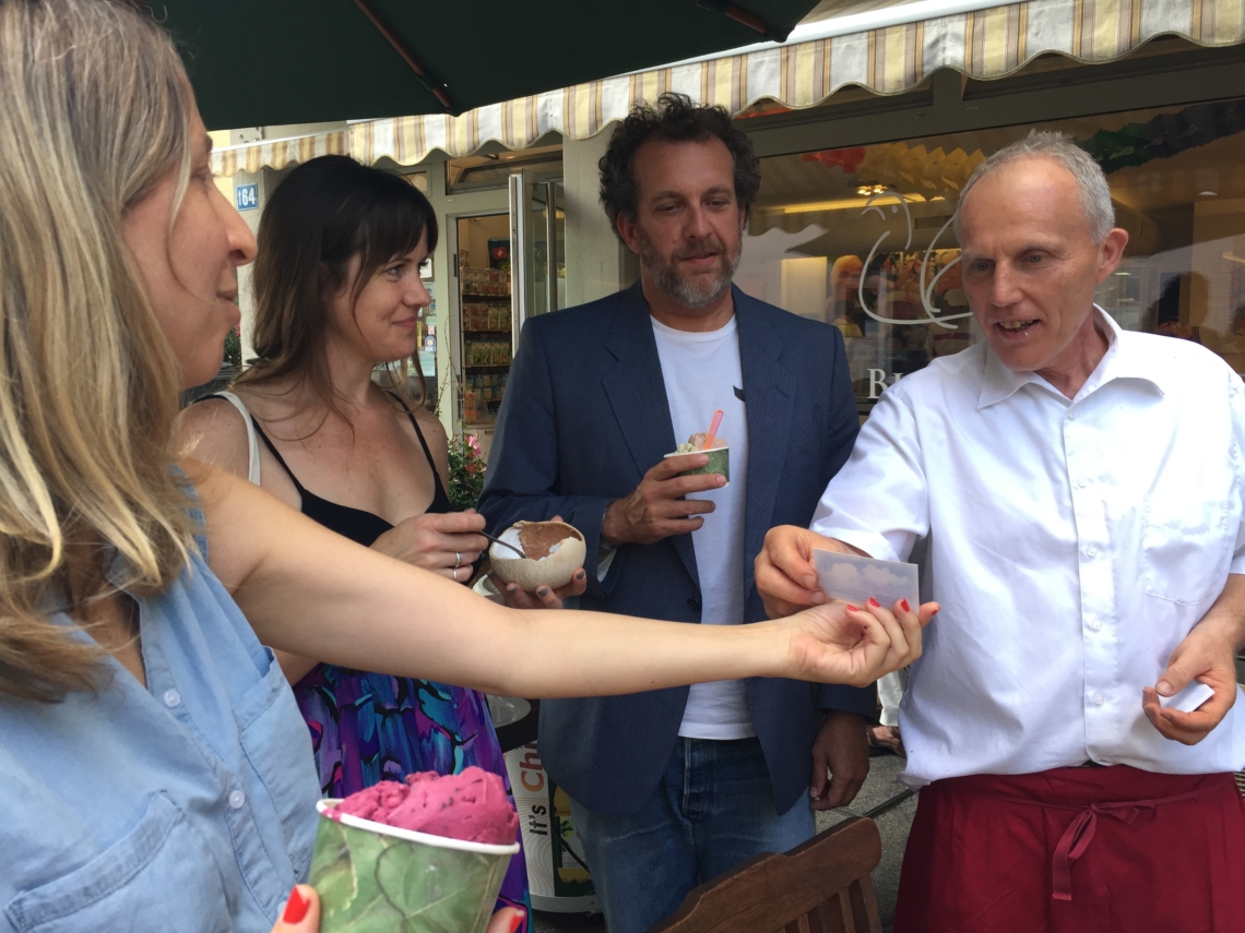 Rich Bott meets Israeli curator Maayan Sheleff for wise advice and ice cream at the sri chimnoy vegan restaurant