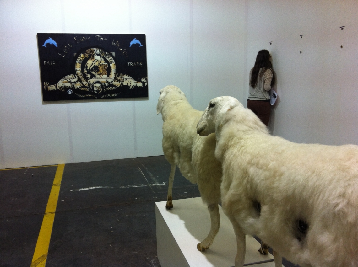 Installationsansicht. "Jewbox and Sheeps (Keenwood, Pioneer, Alpine)" "Youtube", "Fairtrade"