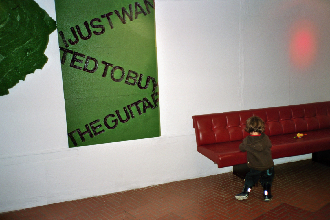 Diego Fernández, Felipe Mujica and Johanna Unzueta "Dispersed Pieces of Something", message salon Rigiplatz, Zurich