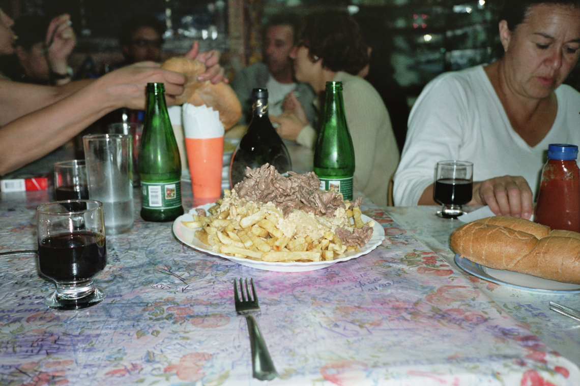 EiEi, nach der Vernissage im Restaurant, Valparaiso, Chile