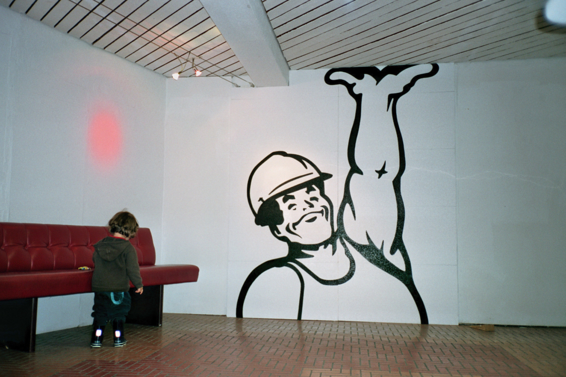 Diego Fernández, Felipe Mujica and Johanna Unzueta "Dispersed Pieces of Something", message salon Rigiplatz, Zurich