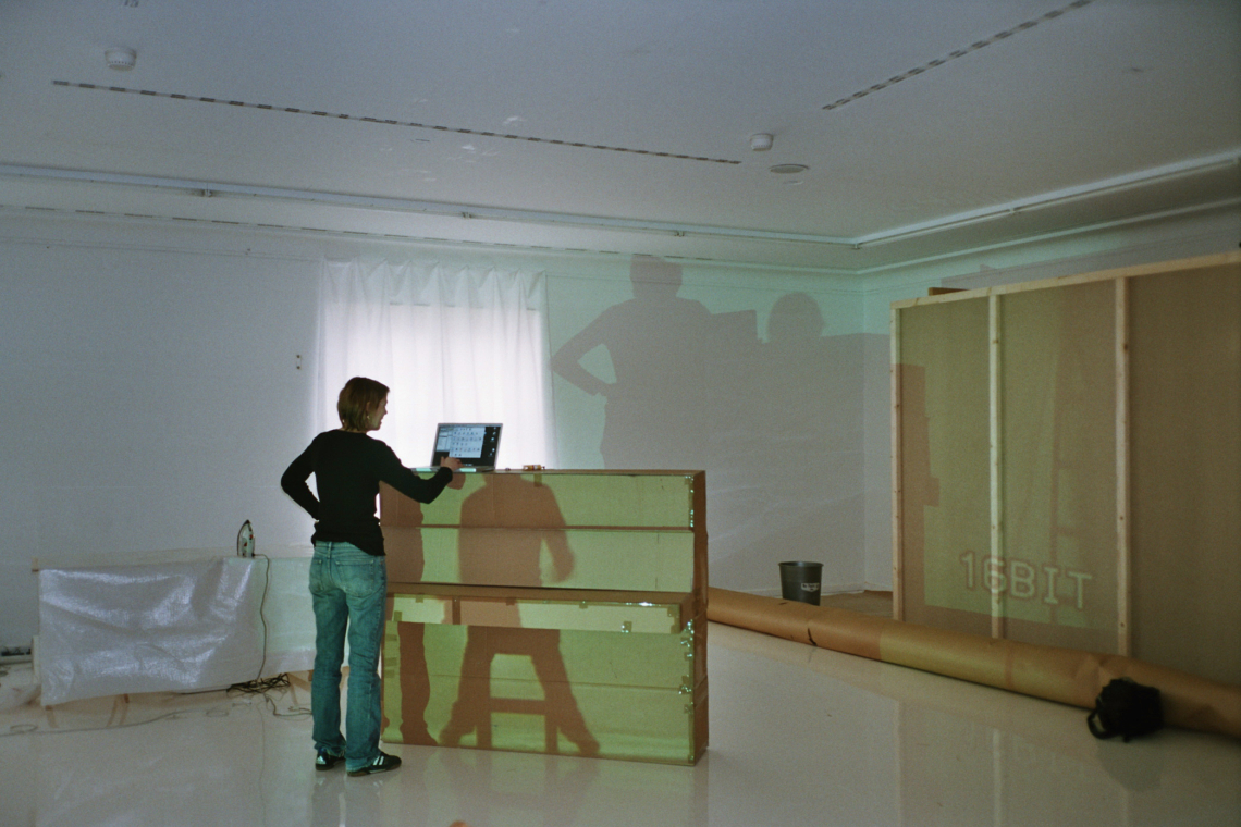 "Esther Eppstein lädt ein, Davix, Franziska Koch, Saskja Rosset und Alexis Saile", Aufbau der Ausstellung, Helmhaus Zürich