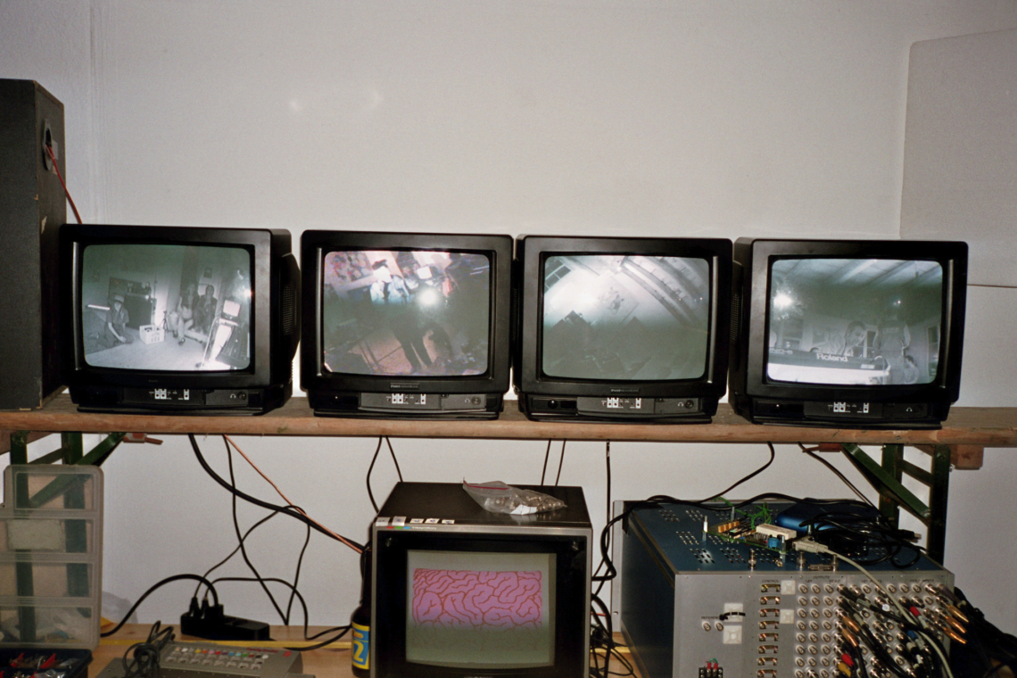 Miss Stini Chatzemusig, message salon Rigiplatz, Zürich