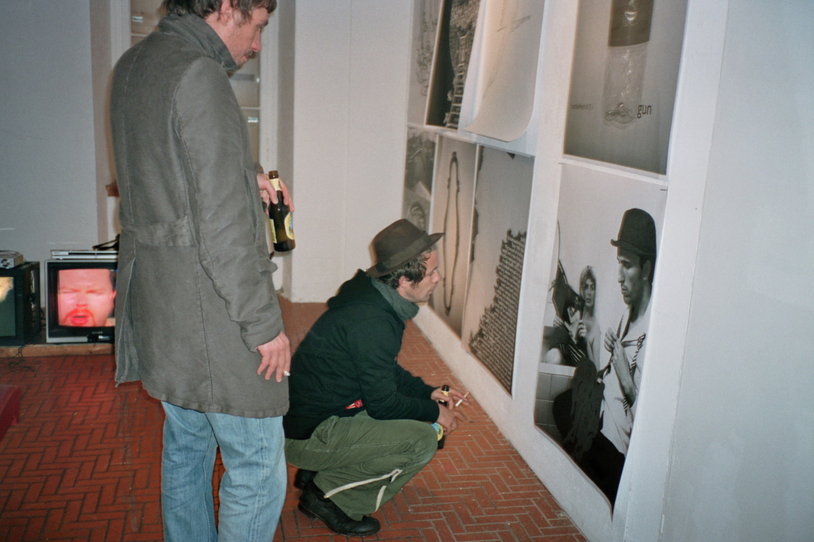 planet22 "microscopium/ out of orbit", message salon Rigiplatz, Zürich