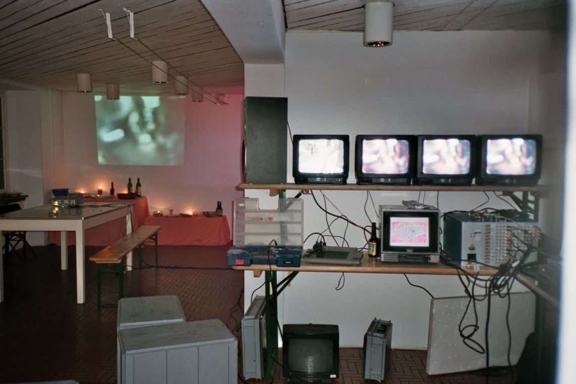 Miss Stini Chatzemusig, message salon Rigiplatz, Zürich