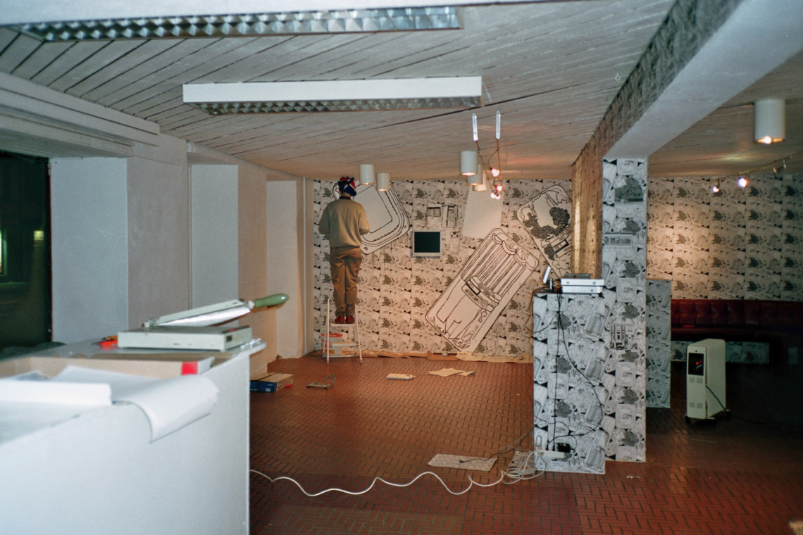 Ingo Giezendanner GRRRR "Drawings", exhibition set-up, message salon Rigiplatz, Zurich