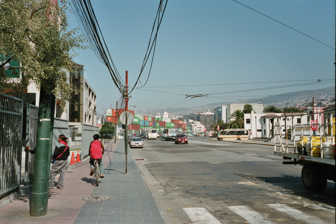 EiEi, beim Hafen von Valparaiso, Chile