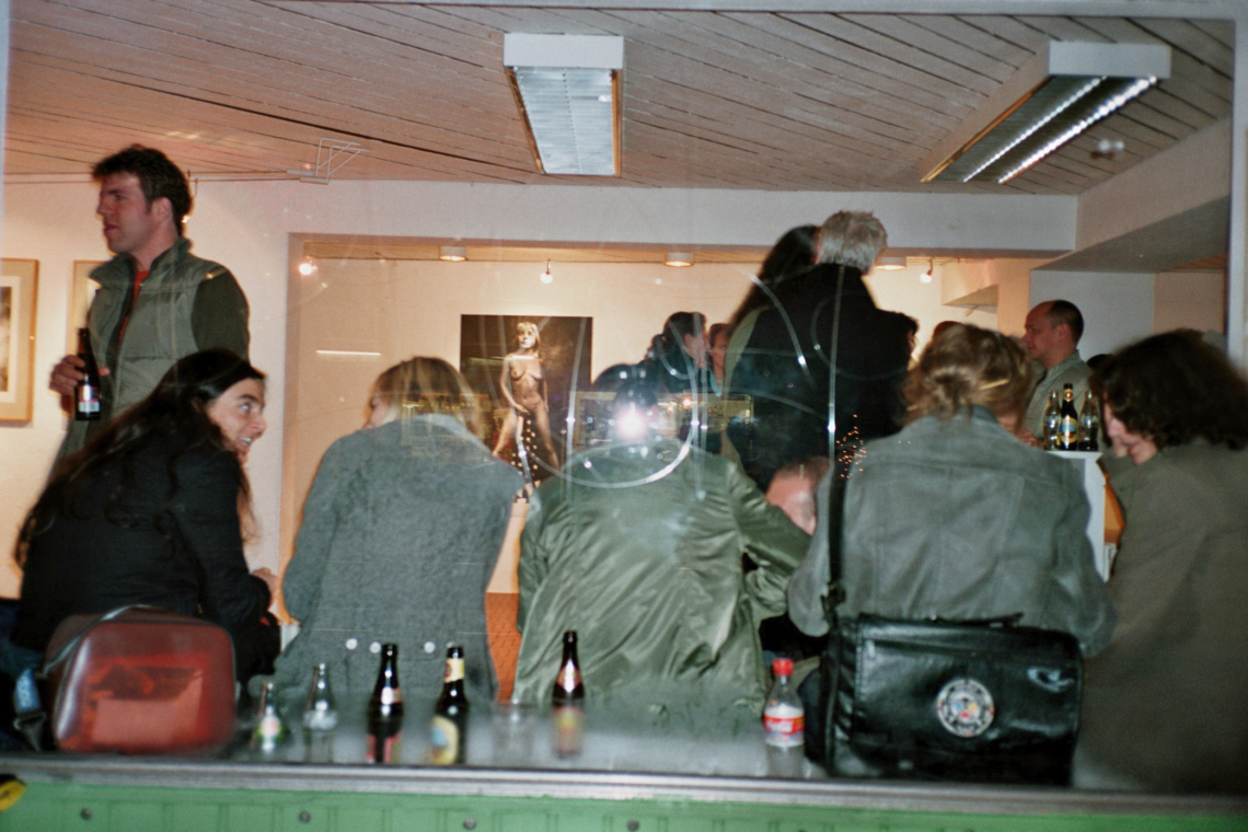 Rockmaster K. Alain Kupper "Women – Always better than you!", message salon Rigiplatz, Zurich