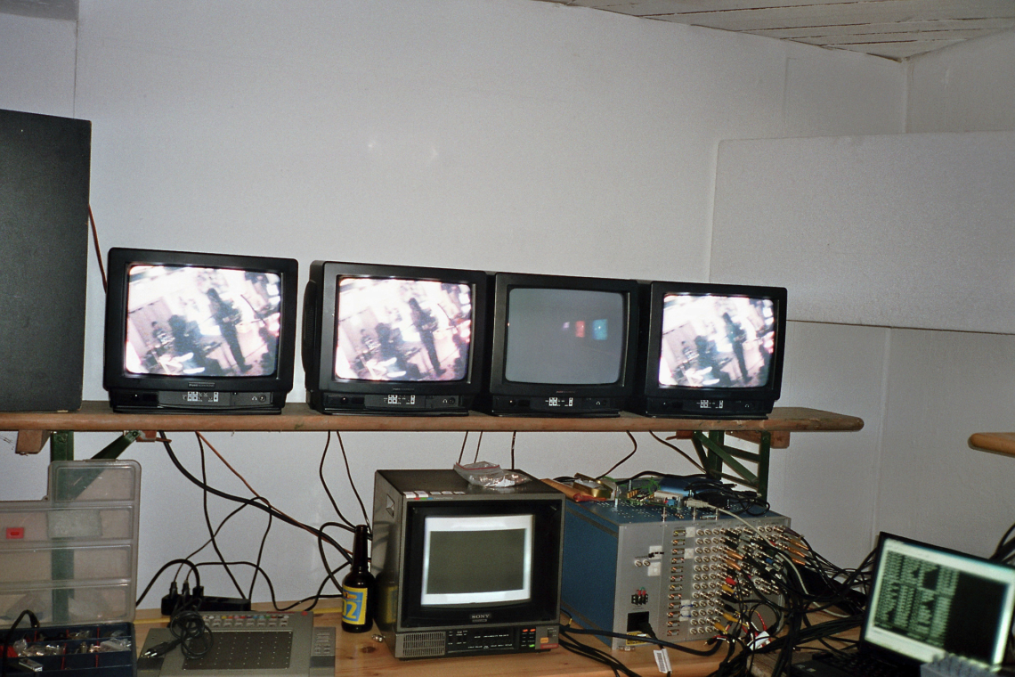 Miss Stini Chatzemusig, message salon Rigiplatz, Zürich