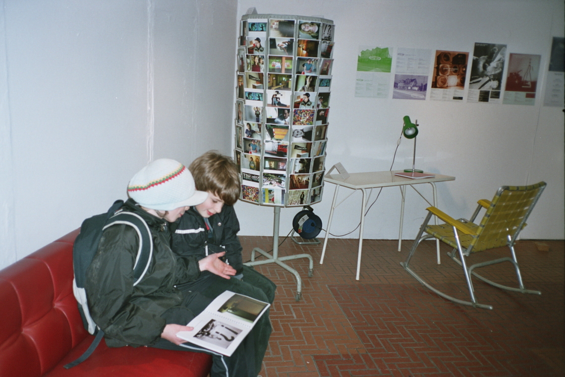 Saskja Rosset, Portraits message salon 2001–2004, Publikation und Postkarten, message salon Rigiplatz, Zürich