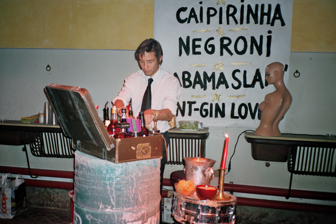 message salon präsentiert "Casino Dream Version", "Saint-Laurent Cocktails", Stall 6, Theaterhaus Gessnerallee, Zürich