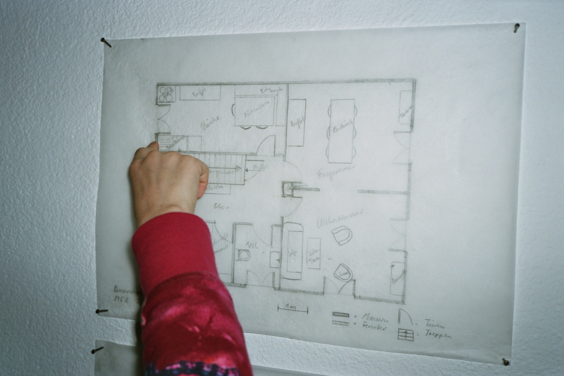 Jean-Claude Freymond-Guth "You will miss me when I burn", message salon Rigiplatz, Zurich