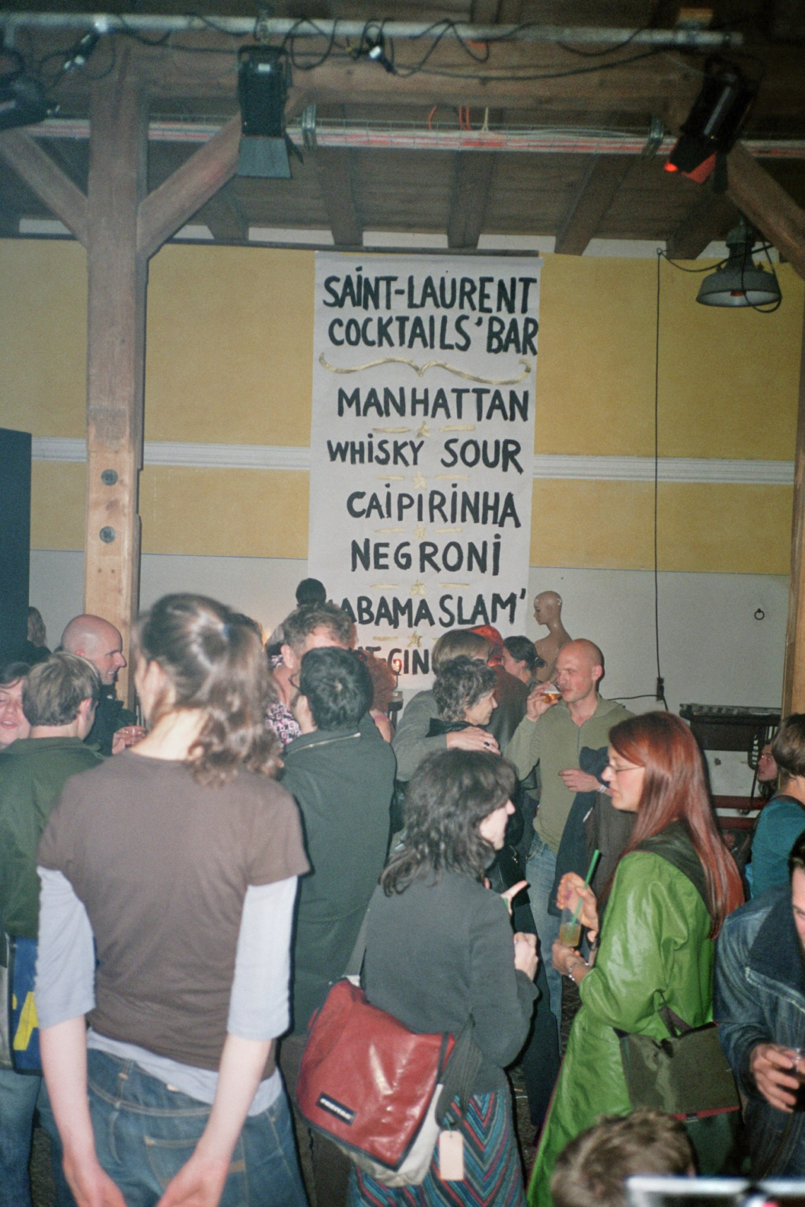 message salon präsentiert "Casino Dream Version", "Saint-Laurent Cocktails", Stall 6, Theaterhaus Gessnerallee, Zürich