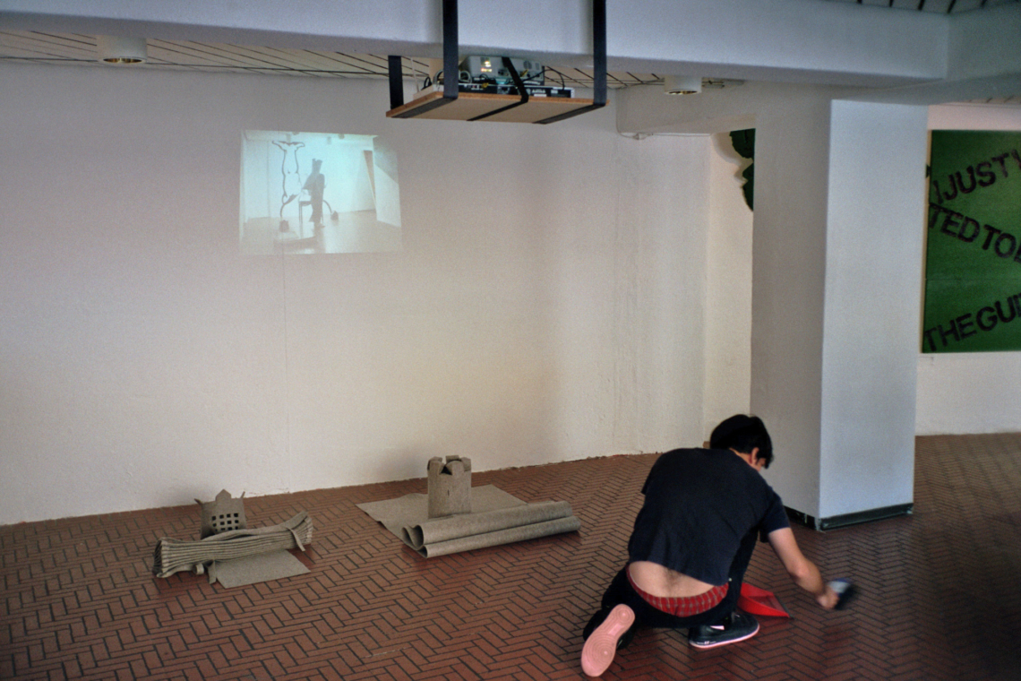 Diego Fernández, Felipe Mujica and Johanna Unzueta "Dispersed Pieces of Something", message salon Rigiplatz, Zurich