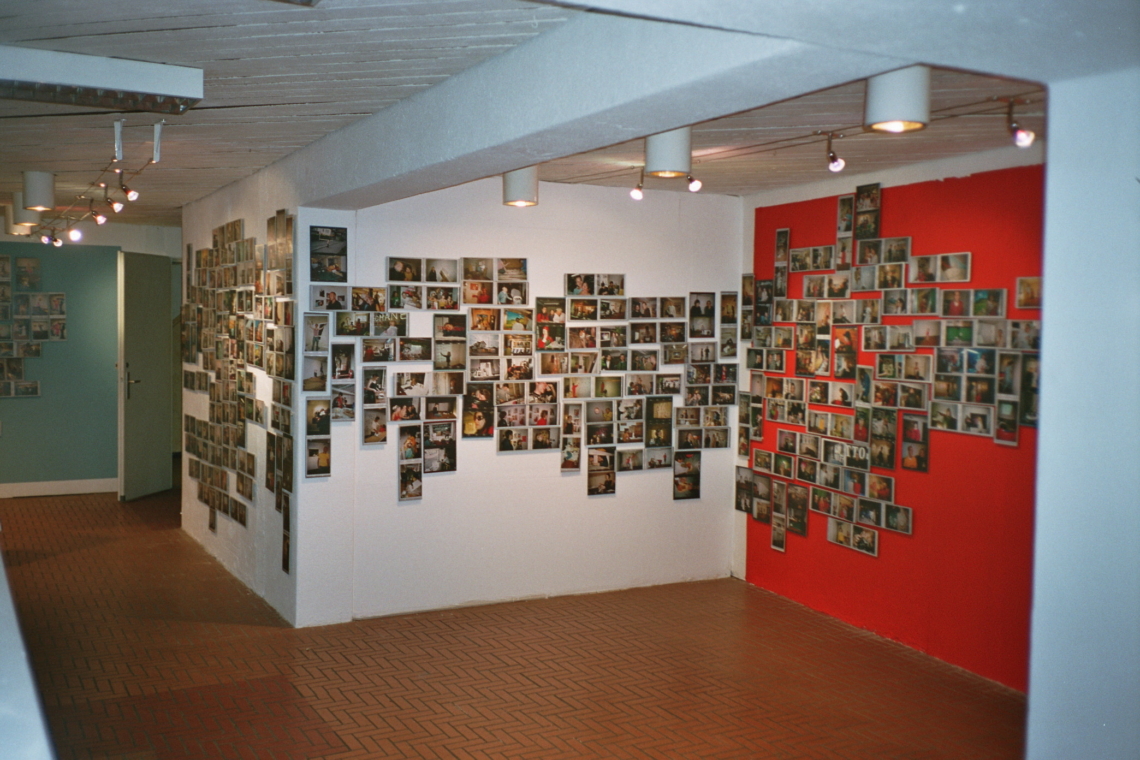 Esther Eppstein, Fotoinstallation "Die message salon Fotoschau", message salon Rigiplatz, Zürich