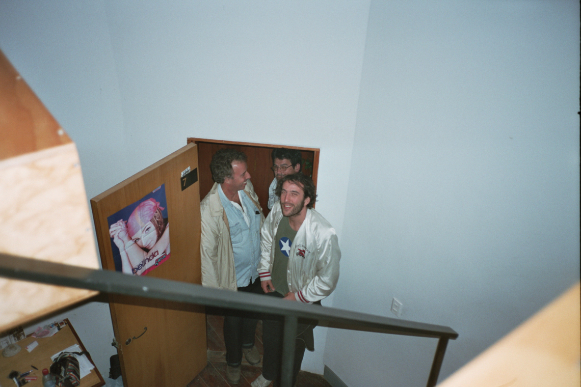 EiEi, Besuch im Hotelzimmer, Peter Stoffel, Planet22, Valparaiso, Chile