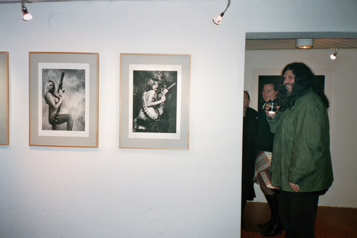 Rockmaster K. Alain Kupper "Women – Always better than you!", message salon Rigiplatz, Zurich