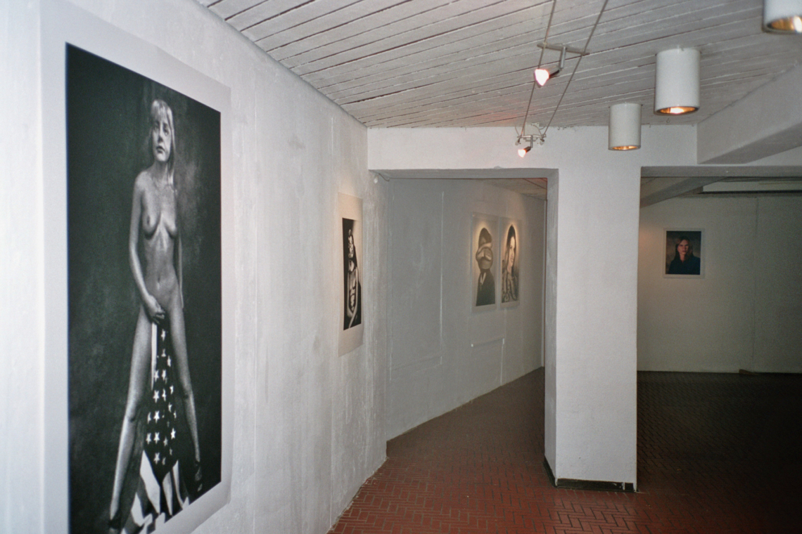 Rockmaster K. Alain Kupper "Women – Always better than you!", message salon Rigiplatz, Zurich