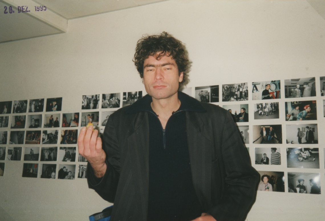 Esther Eppstein "Erkenne dich selbst im Lichtermeer des Rennwegs", Monotony, Zürich