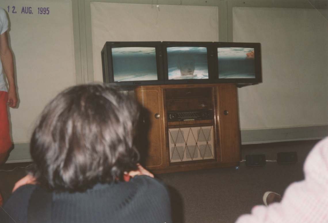 Videostudio Davix & Müller "Nassenasen", Monotony Zürich