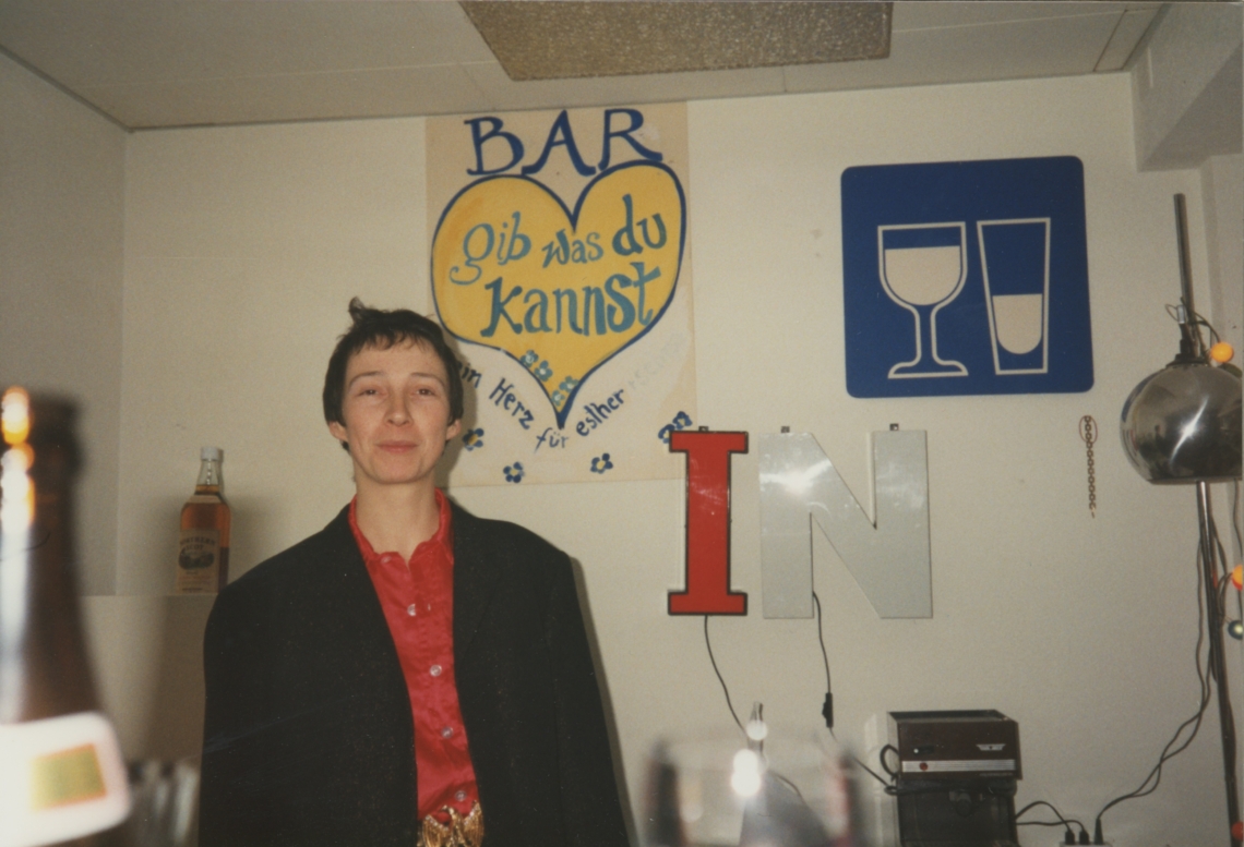 Esther Eppstein "Erkenne dich selbst im Lichtermeer des Rennwegs", Monotony, Zürich