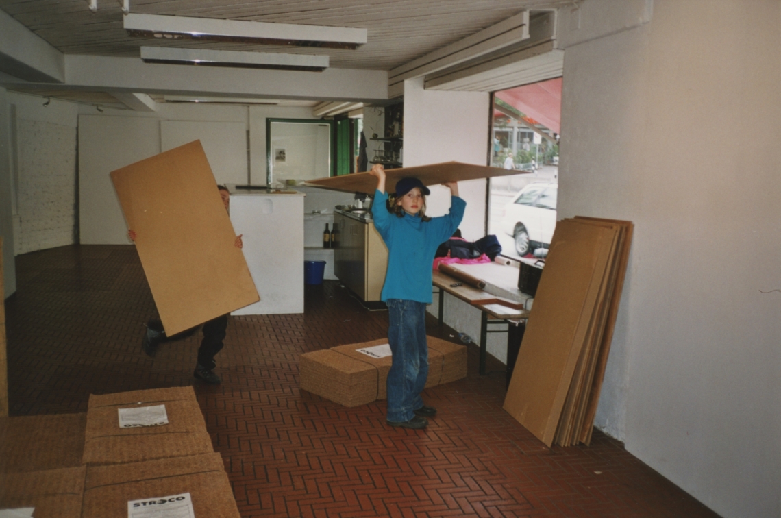 Alexis Saile "Vollgas", Aufbau der Ausstellung, message salon Rigiplatz, Zürich