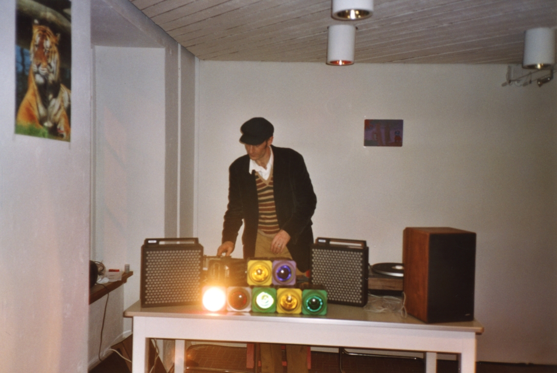 DJ Miauro, Eröffnung message salon, Rigiplatz, Zürich