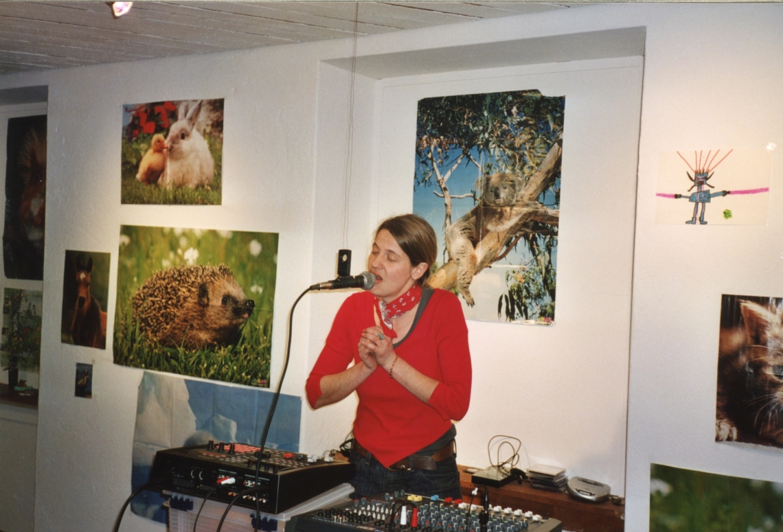 M&M "Schau", Akku "20 Minuten live Musik", Eröffnung message salon, Rigiplatz, Zürich