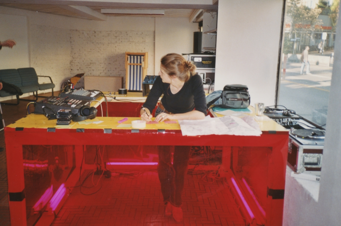 Das kleine Festival, Sandra Künzi "AKKU", Aufbau, message salon Rigiplatz, Zürich