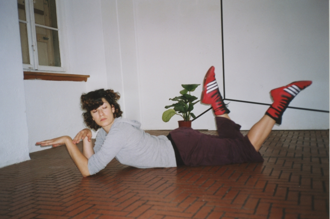 Das kleine Festival, Alexandra Bachzetsis "showing", message salon Rigiplatz, Zürich