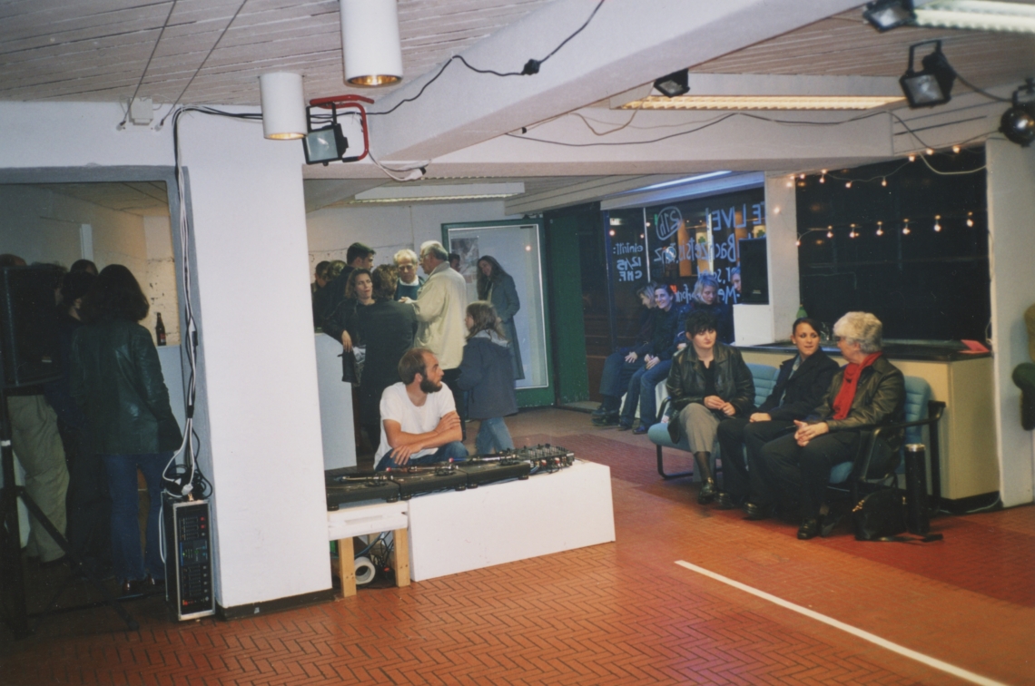 Das kleine Festival, Alexandra Bachzetsis, Will Holder, "perfect", message salon Rigiplatz, Zürich